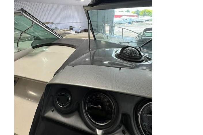 Used 2014 Monterey 295 Sport Yacht