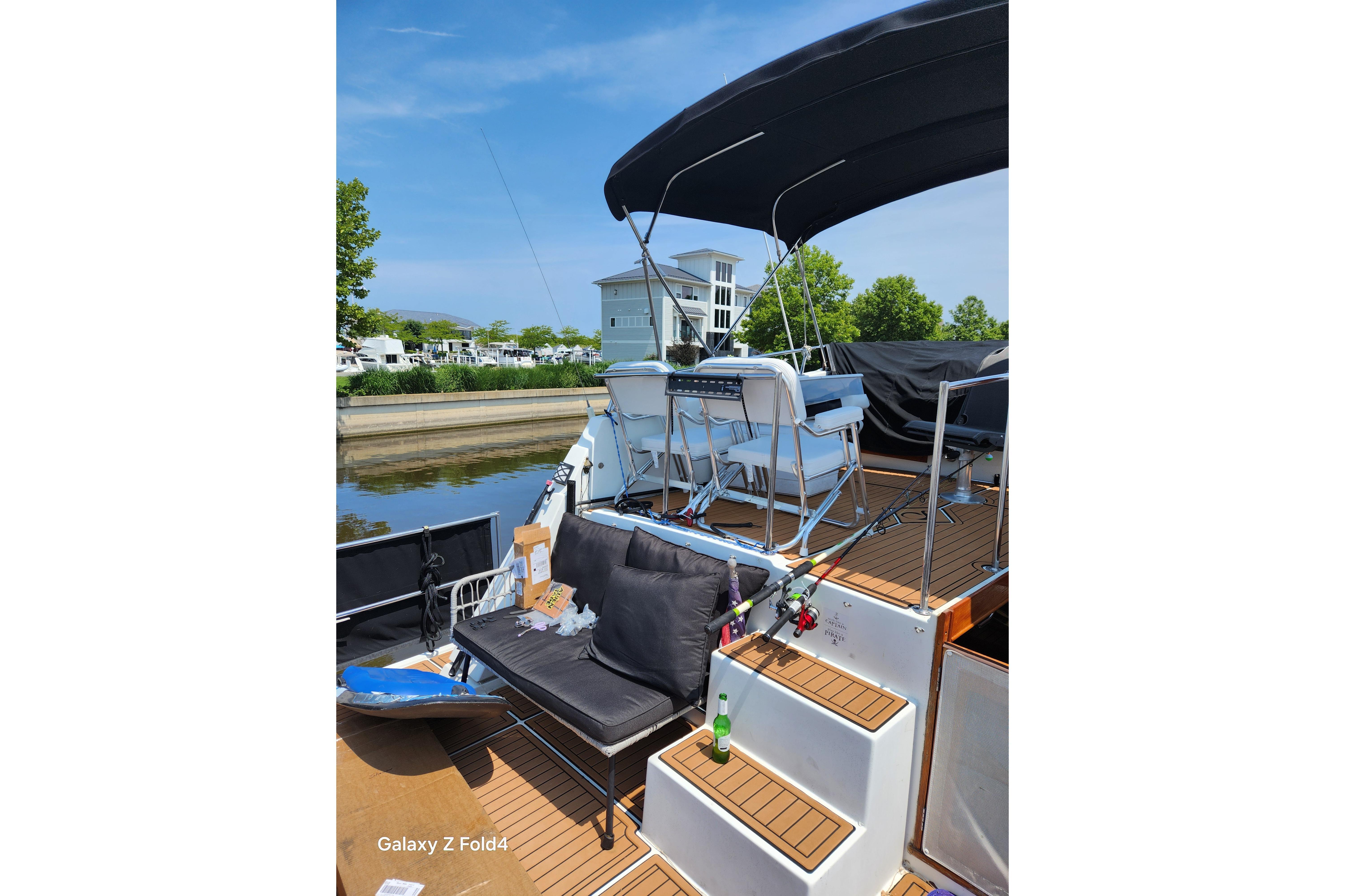 Used 1990 Prowler Aft Cabin