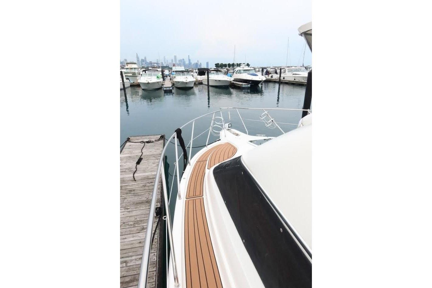 Used 2000 Silverton 330 Sport Bridge