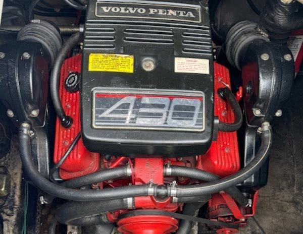 1993 Carver 280 Mid Cabin Express