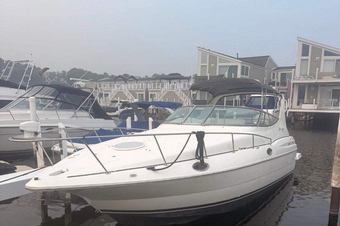 Used 1999 Cruisers Yachts 3075 Rogue