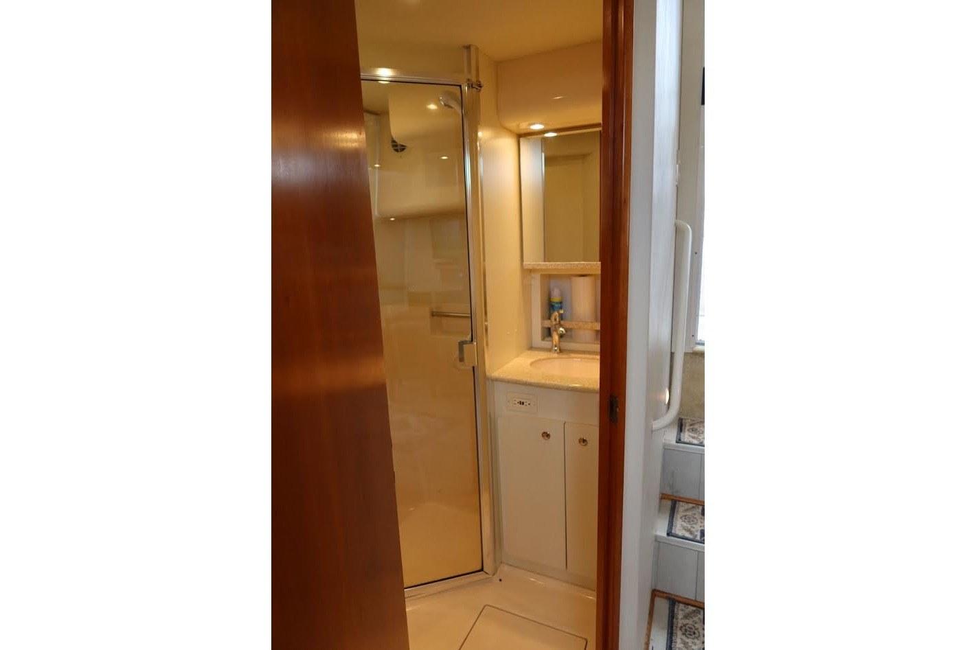 Used 2000 Silverton 330 Sport Bridge