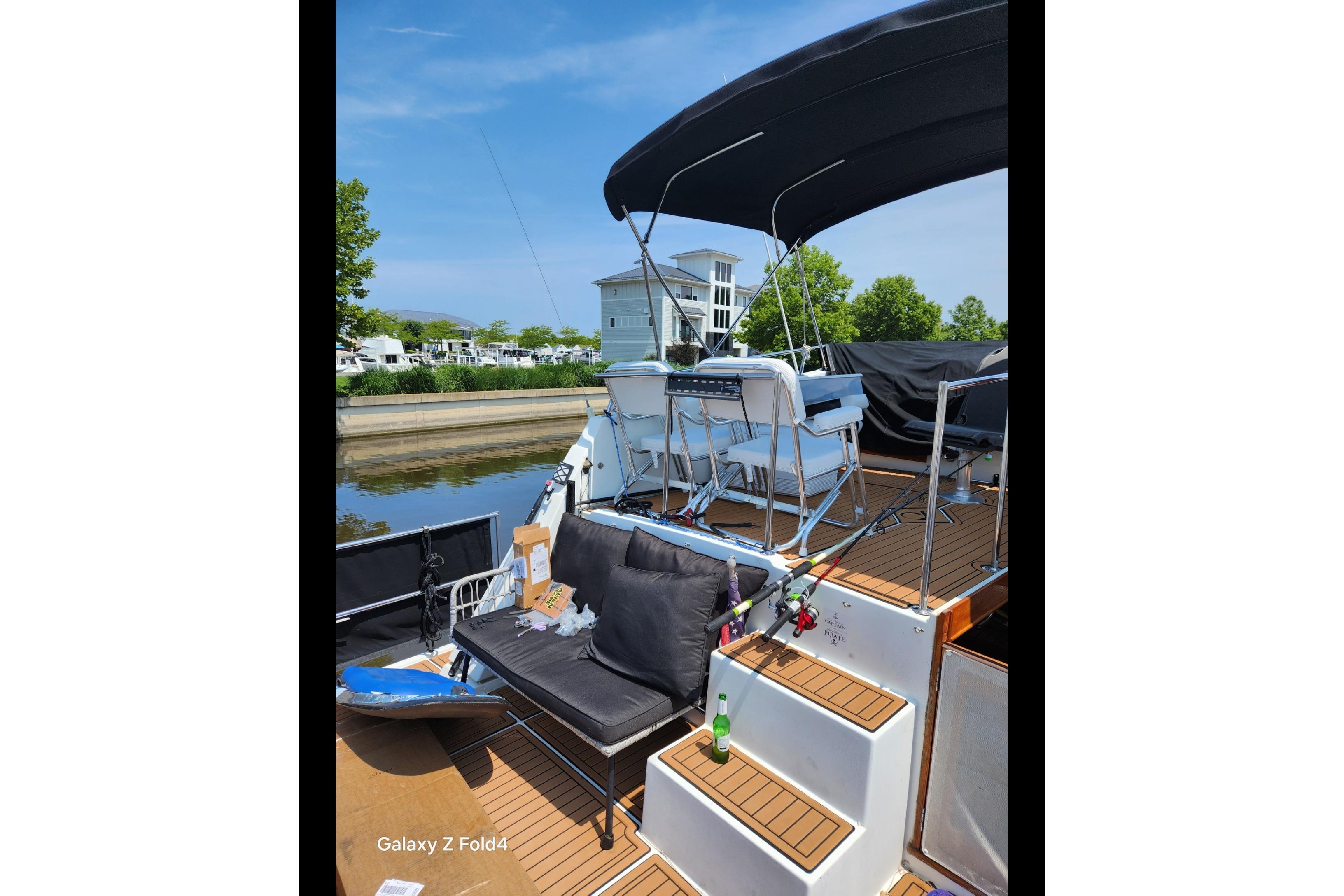 Used 1990 Prowler Aft Cabin