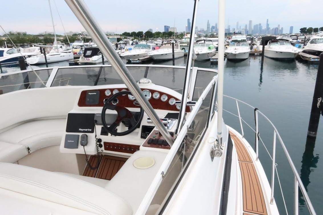Used 2000 Silverton 330 Sport Bridge