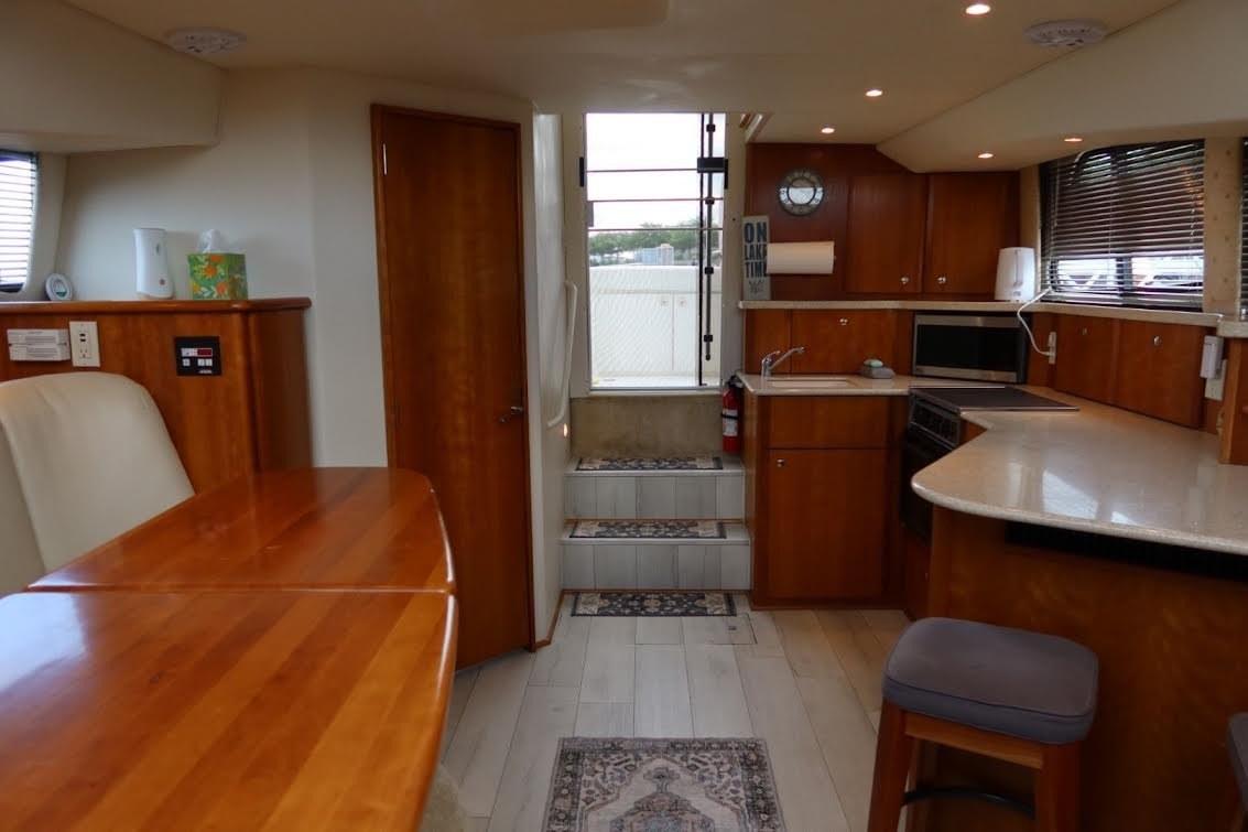 Used 2000 Silverton 330 Sport Bridge