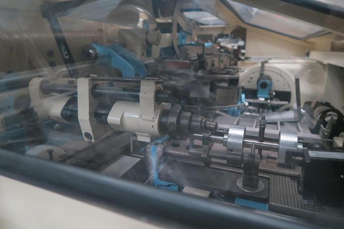 Used SIG CL CHOCOLATE BAR WRAPPER