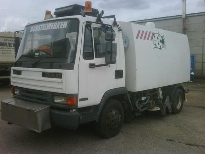Gebruikt 1996 DAF 45, with Beam S5000 Left and righthandside working