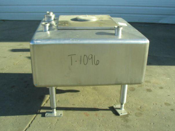 Usado 75 GALLON BALANCE TANK