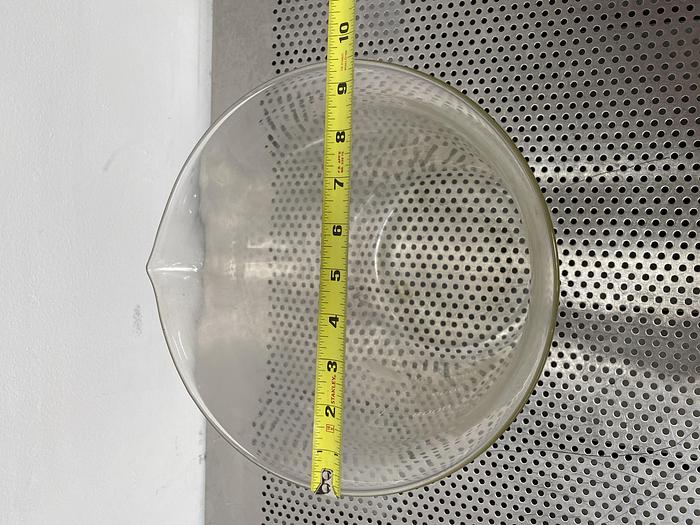 Used Duran Heavy Wall Large Capacity 9 1/2" OD Glass Beaker w/ Spout
