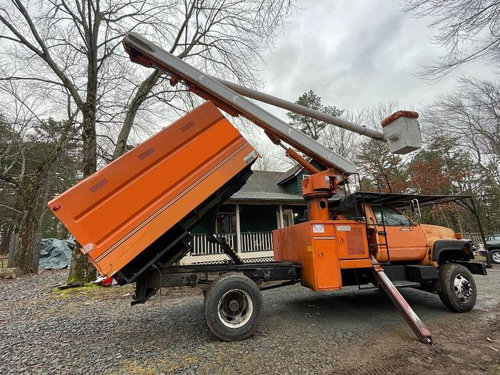 Used 1997 GMC Topkick C7500 Bucket Truck