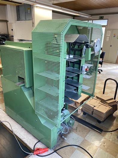 Gebraucht 1992 Kugler-Womako 340-2P variable Stanze