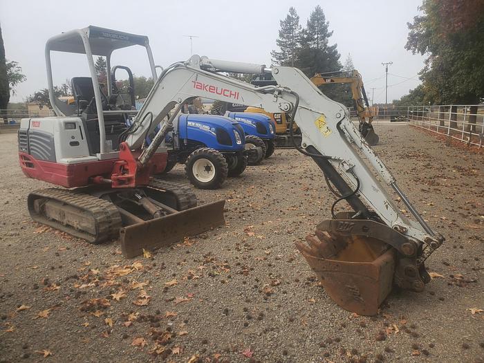 Used 2014 Takeuchi TB228