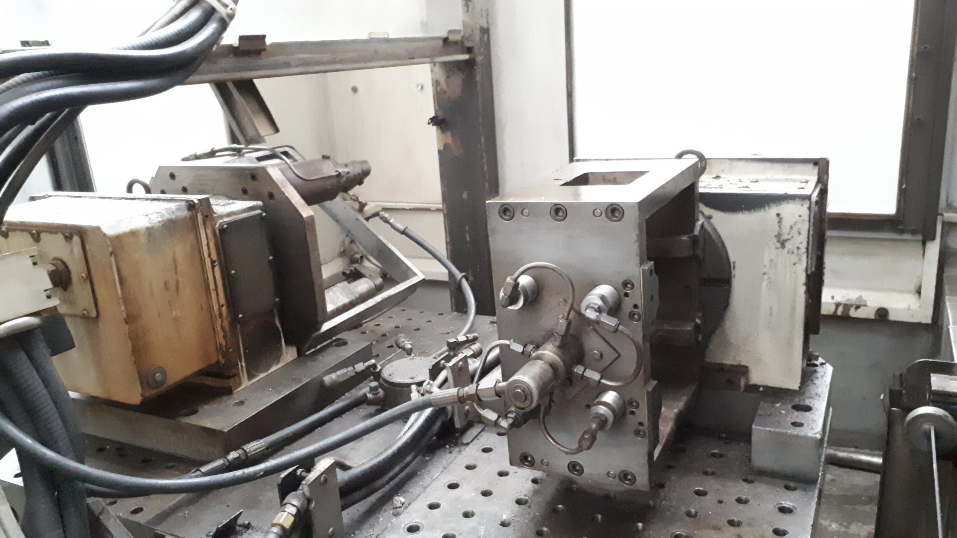 Gebraucht CHIRON FZ18W 4 axis