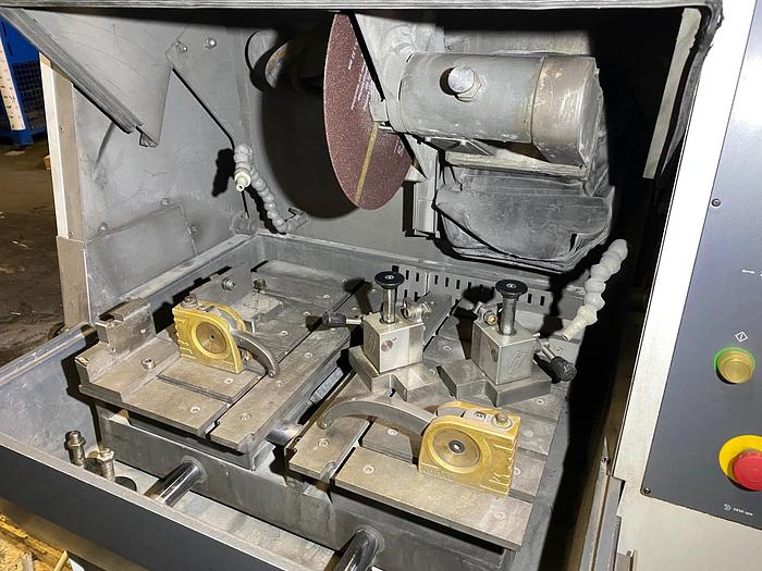 Used 2014 Struers Axitom Auomatic Cut-Off Saw