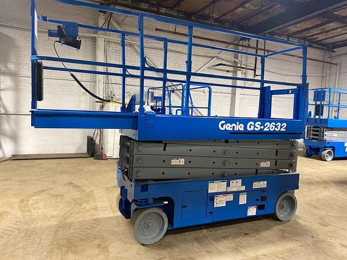 Used 2012 GENIE GS-2632