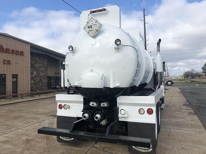 Used 2001 Mack CH 613