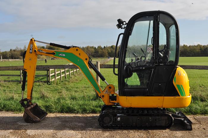 Used 2014 JCB 8018CTS