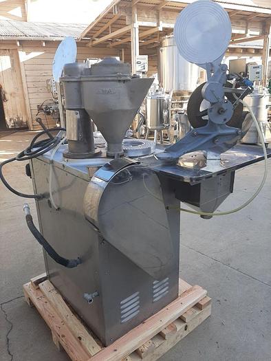 Used Filler, Capsule, Semi-Auto, Elanco, Mdl 8S #S744304