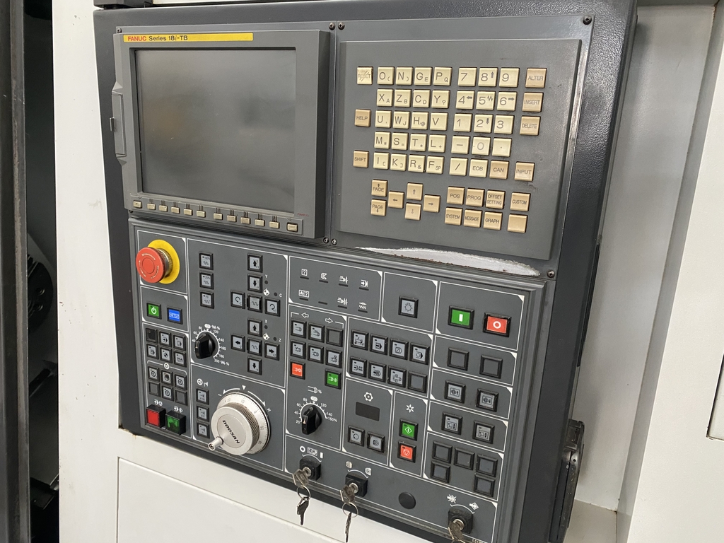 Ricondizionati 12/2007 Doosan PUMA 2500Y