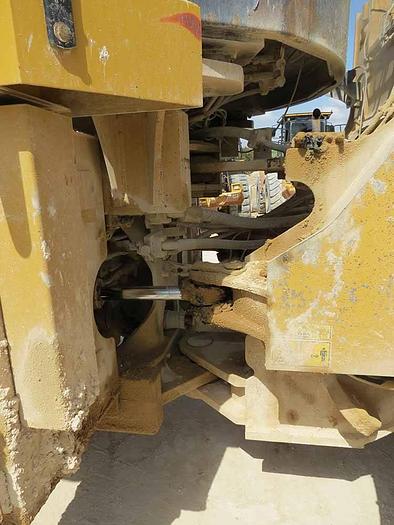 Used 2012 CATERPILLAR 966K