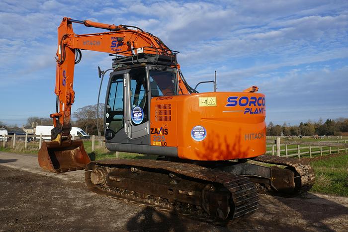 Used 2010 HITACHI ZX225 USLC-3