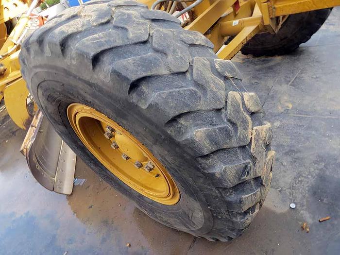 Used 2012 CATERPILLAR 140 M 2 AWD