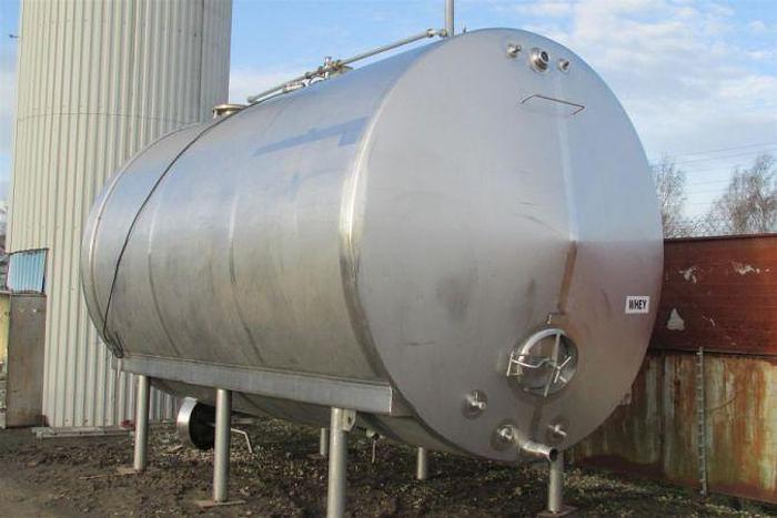 Used 5000 Gallon Stainless Steel Horizontal Tank