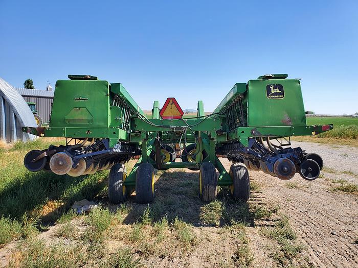 Used 25' John Deere 455 Grain Drill w/ Small Seed Box