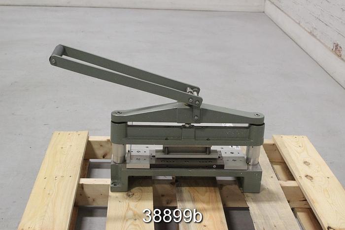 Used L&W Sample Cutter, Code 108, Type 987204, No. 1416 #38899
