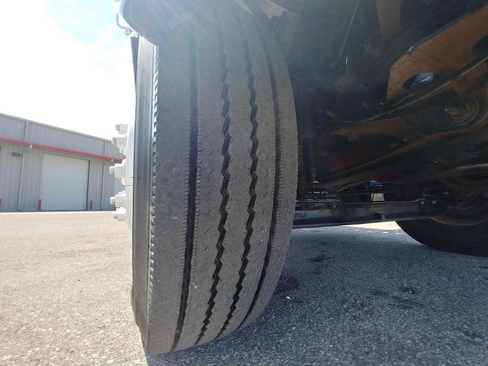 Used 2009 Ford F750 Utility Altec DM47-TR Digger Derrick