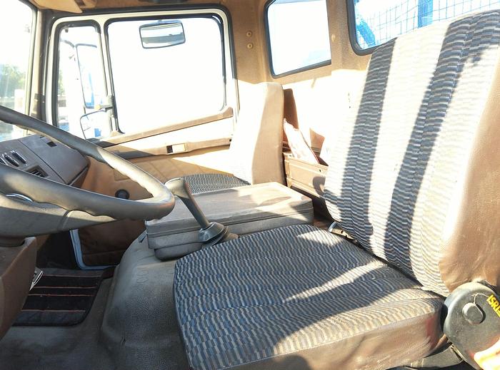 Usado 1987 MERCEDES-BENZ 1320 Intercooler tipper