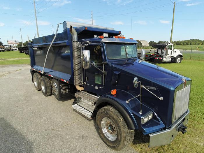 Used 2011 KENWORTH T-800 FACTORY DUMP TRUCK
