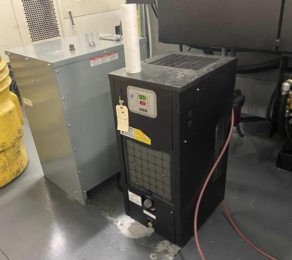 Used 2016 HURCO VMX84i Vertical Machining Center