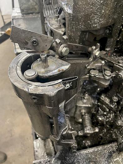 Used Header Progressive Bolt Maker National