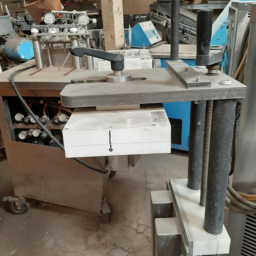 Used Sealer, Induction, Pillar, Cap, Mdl 2220R, 6" #S741522