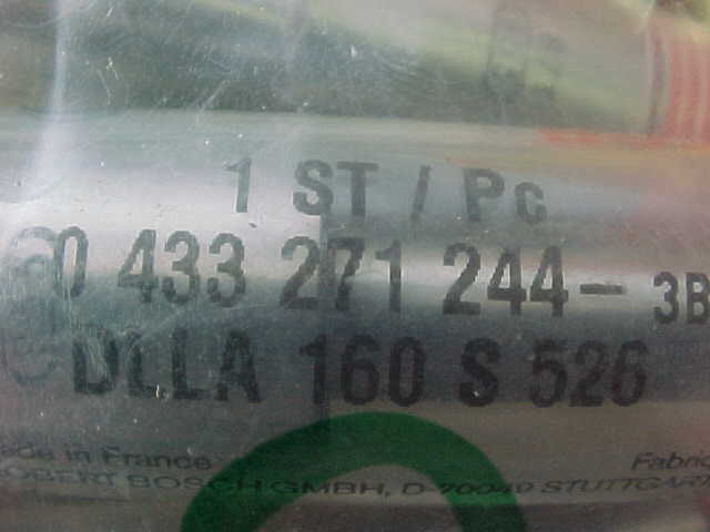 BOSCH INJECTOR NOZZLE DLLA160S526 NEW !!