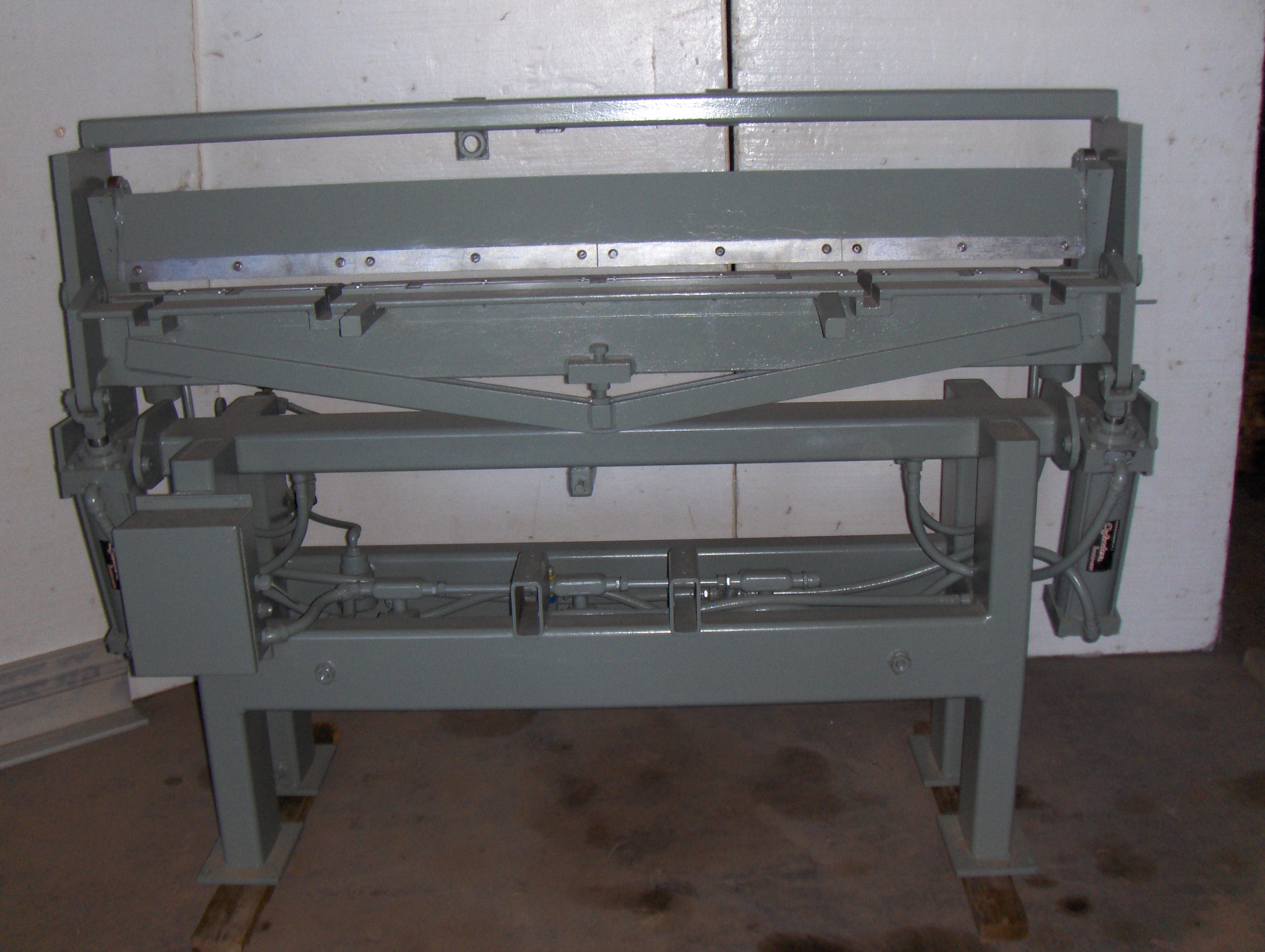 Used 60 in. 16 ga. Iowa Precision Pwr. Apron Brake