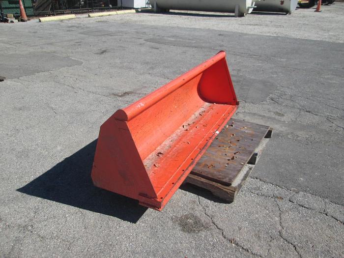 Used 6' Kubota Tractor Bucket for Sale in Bradenton, Florida