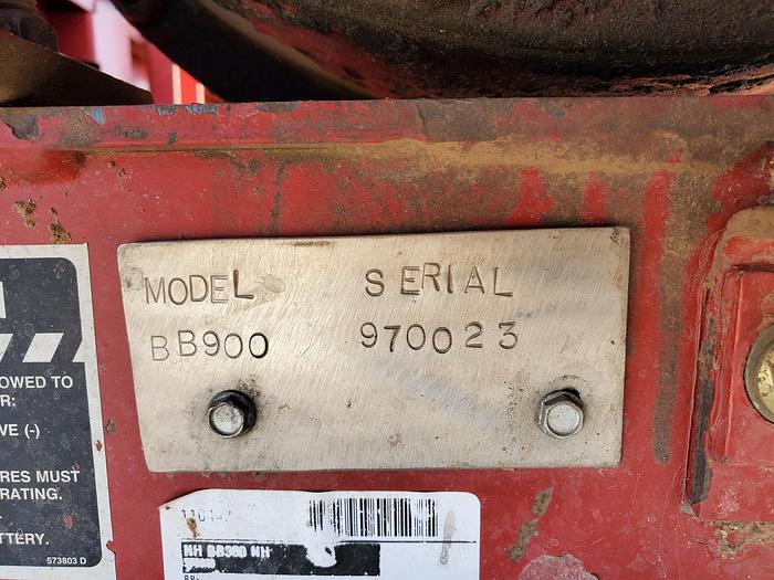 Used New Holland BB900 Baler w/ 14 x 21 Chamber