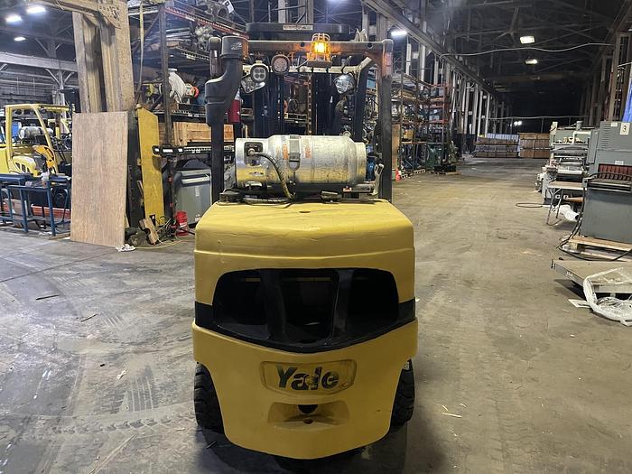 Used 12,000 POUND YALE GLC120SVX WITH 60" DIAMETER CASCADE ROLL CLAMP