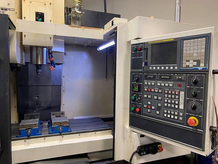 Used 2014 HYUNDAI WIA F400 4th Axis