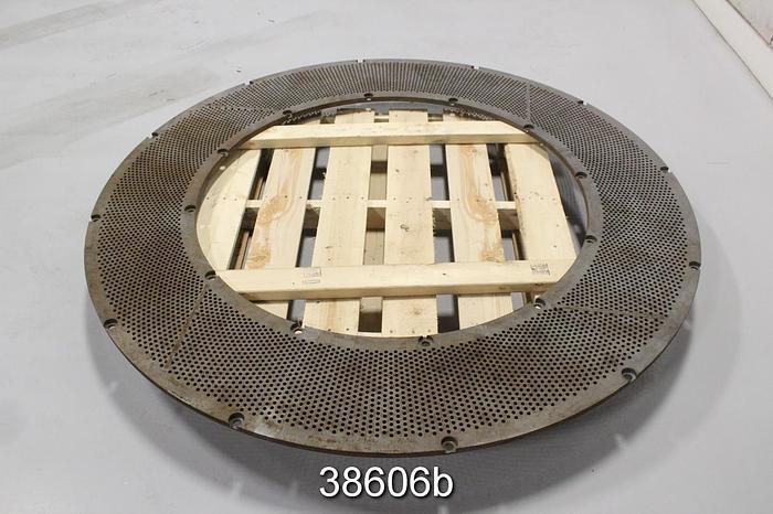 Used Black Clawson Hydrapulper Extraction Plate, 70.3125" Diameter, 0.3125" Hole Size #38606