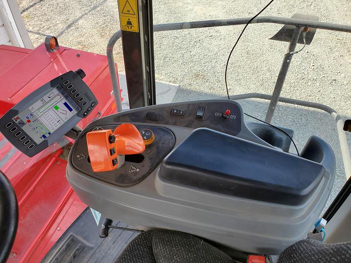 Used ** 800 Hrs ** 2014 Massey Ferguson WR9760 Rotary Windrower