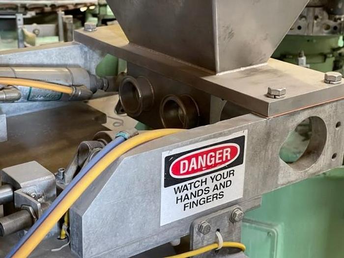 Used Geyer Double Piston Filler