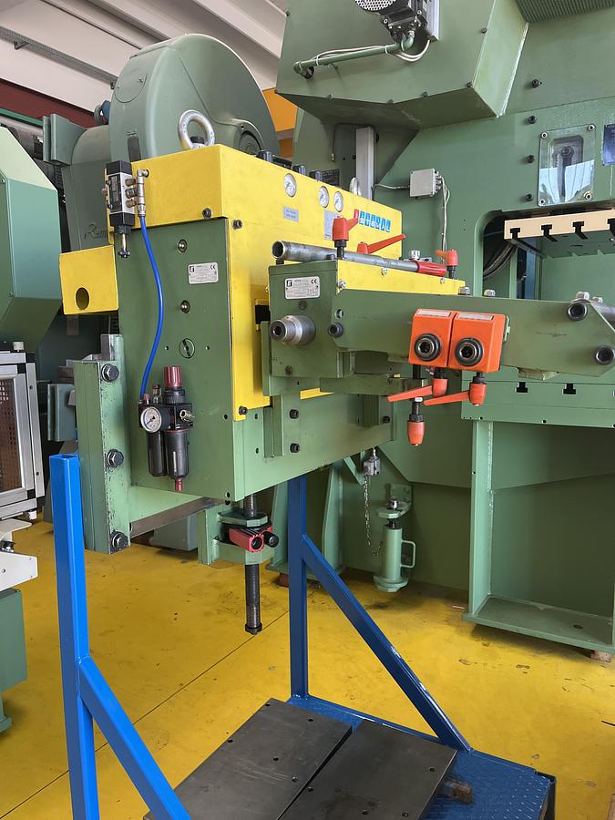 Usato ALIMENTATORE ELETTRONICO "ELMEA" mm. 500x3