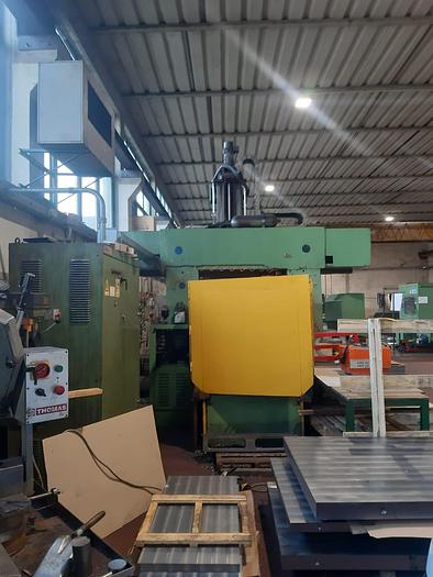 Usato Fresatrice RIVOLTA