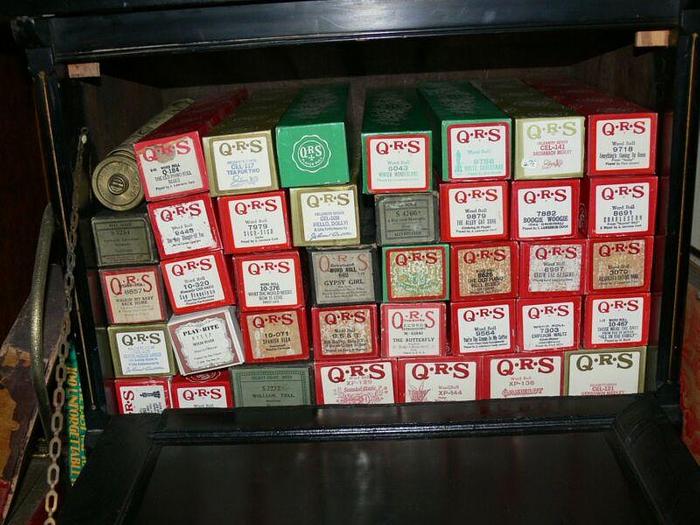 Used ANTIQUE EMERSON ELECTRIC PLAYER PIANO - BLACK SMALL GRAND W/ 38 QRS MUSIC ROLLS