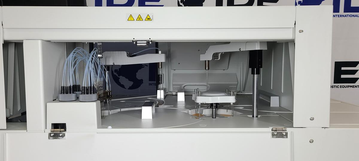 Refurbished Beckman Coulter DxC 500 AU Chemistry Analyzer with ISE