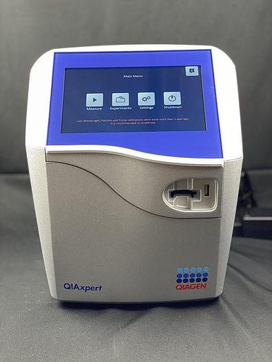 Espectrofotómetro QIAGEN QIAxpert