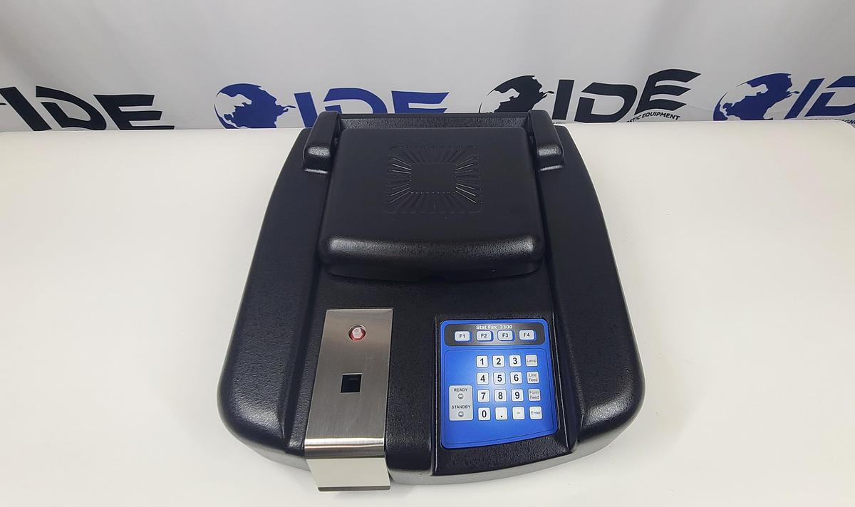 Awareness Technology Stat Fax 3300 Chemistry Analyzer